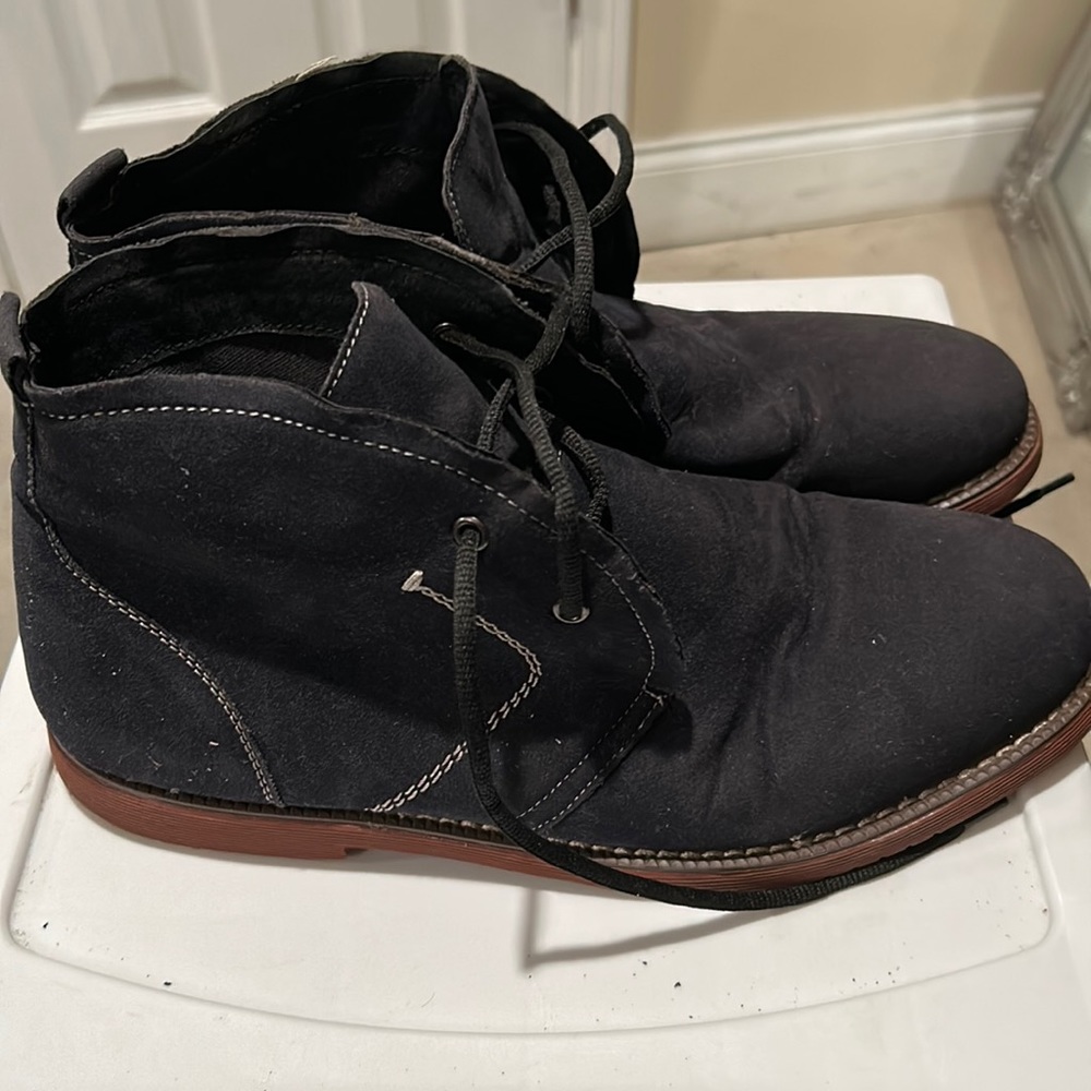 Unlisted by Kenneth Cole Suede‎ Boots